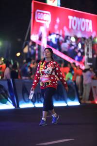 BIB: 25840
                            <button type="button" onclick="openModal(20728422)" class="btn btn-primary btn-sm float-right btn-popup" data-toggle="modal" data-target=".modal-high-quality">
                        <i class="fas fa-shopping-cart"></i> Add to Cart
                    </button>
                                            <button type="button" onclick="isThisMe(20728422, true)" class="btn btn-success btn-sm float-right btn-popup btn-isme hidden" data-toggle="tooltip" data-placement="bottom" title="นี่คือรูปของคุณใช่ไหม คลิกที่นี่เพื่อเอาเข้าอัลบั้ม">
                        <i class="fas fa-plus"></i> Add to album
                    </button>
                    <button type="button" onclick="isThisMe(20728422, false)" class="btn btn-warning btn-sm float-right btn-popup btn-isnotme hidden">
                        <i class="fas fa-ban"></i> Remove from album
                    </button>